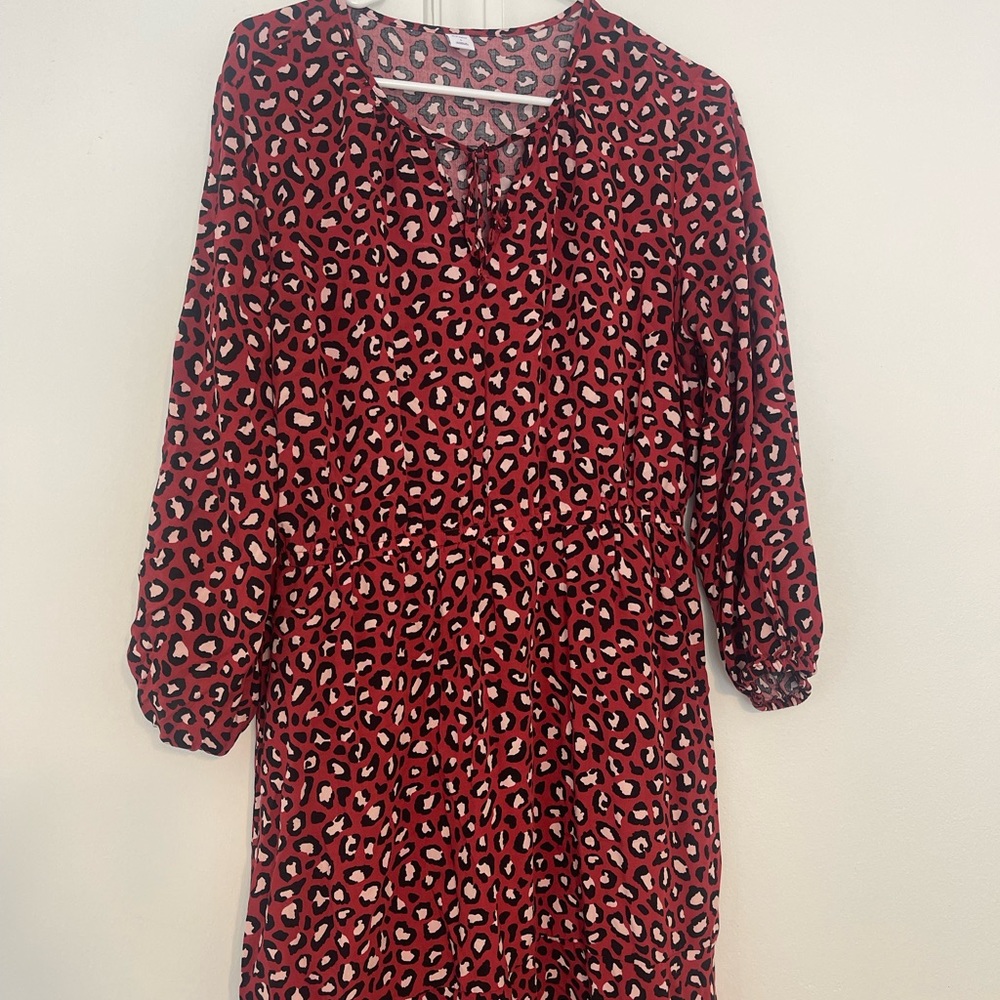 OLD NAVY | Stylish leopard dress
